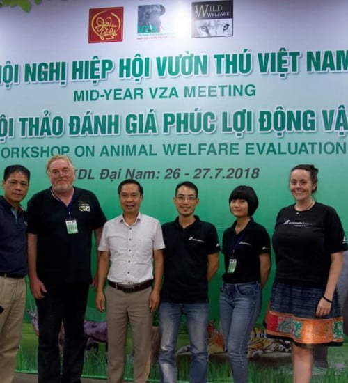 Wild Welfare partners Animals Asia and the Veietnamese Zoo Association at a joint meeting